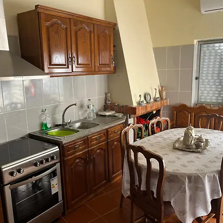 Casa Dos Avos Ferradosa (Alfandega da Fe)
